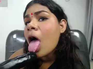 Chaturbate Live Sex Cam of yaazhini457034