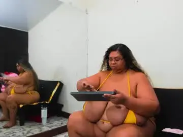 Chaturbate Live Porn of lynn_and_esteban