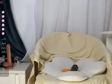 Chaturbate Best live sex cam show of caramelangels