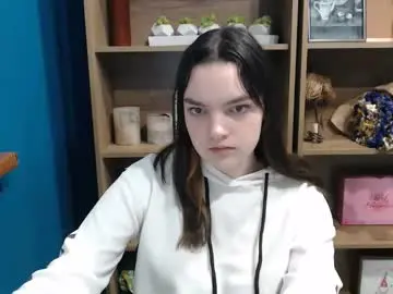 Chaturbate Watch Live Sex Cams of charmbite
