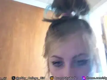 Chaturbate Live Porn of shy_college_girl