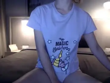 Chaturbate Best live sex cam show of shy_schoolgirl_