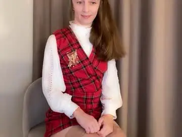 Chaturbate Live Sex of shy_schoolgirl_