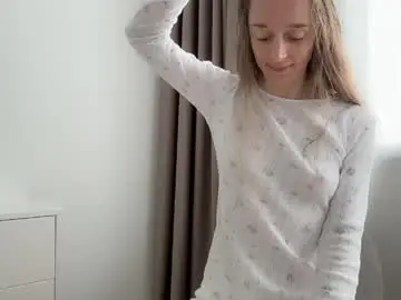 Chaturbate Nude Webcam of shy_schoolgirl_