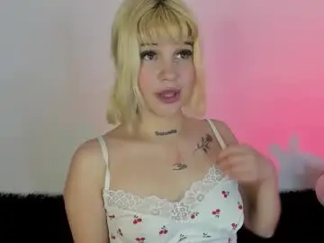 Chaturbate Sex Cam of samantha_browwnn