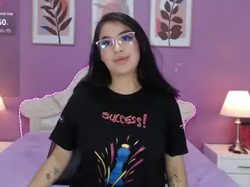 Chaturbate Watch Live Sex Cams of yayaqueen