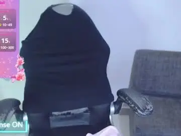 Chaturbate Sex Cam of angie_dreamgirl