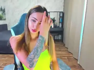 Chaturbate Live Sex of berry_lipsss