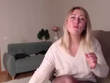 Chaturbate Watch Live Sex Cams of foxydiamond2020