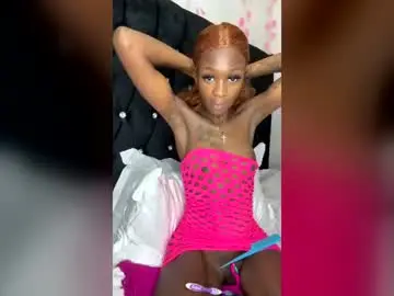Chaturbate Live Porn of petite_divah254