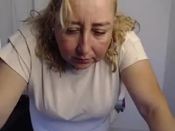 Chaturbate Best live sex cam show of paiper_halliwey_