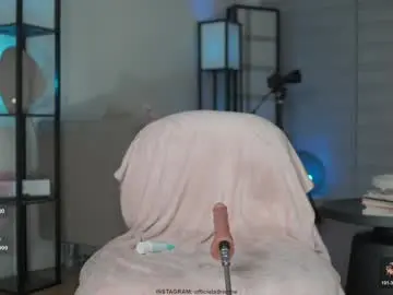 Chaturbate Adult Video Chat of belle_adrienne