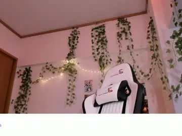 Chaturbate Watch Live Sex Cams of vivian_qwerty