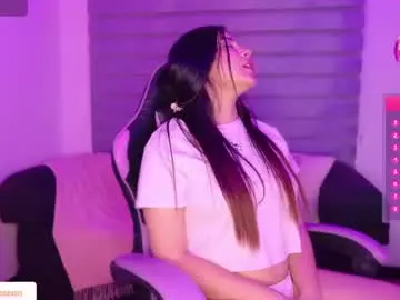 Chaturbate Watch Live Sex Cams of dreinafoxx