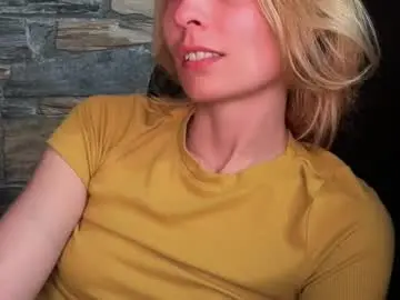 Chaturbate Adult Webcams of karoline121