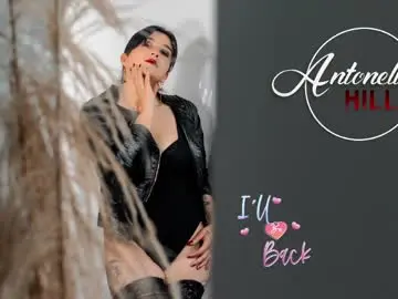 Chaturbate Live Sex of antonellahill_