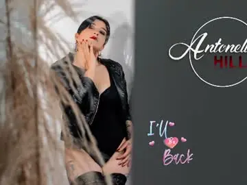 Chaturbate Live Porn of antonellahill_