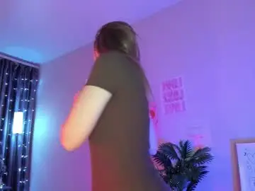 Chaturbate Free Porn Cam of kellly_love_2222