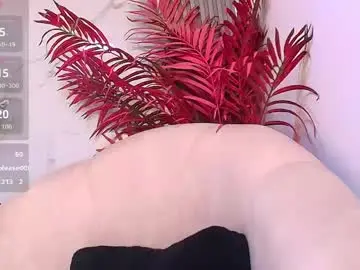 Chaturbate Live Sex of halliestone