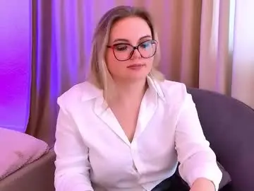 Chaturbate Best live sex cam show of crystalcurtis