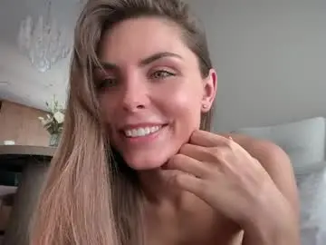 Chaturbate Free Live Porn of girl_next_door19