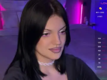 Chaturbate Live Sex Cam of mavis_crystal