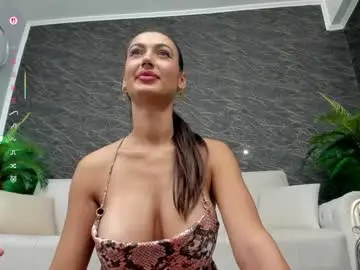 Chaturbate Free Live Porn of maya_lisa