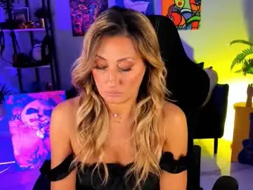 Chaturbate Live Sex Cam of sarahholly