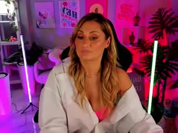 Chaturbate Free Live Porn of sarahholly