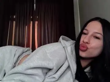 Chaturbate Free Live Porn of delly_love