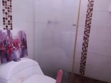 Chaturbate Live Sex Cam of charlotte_lia_