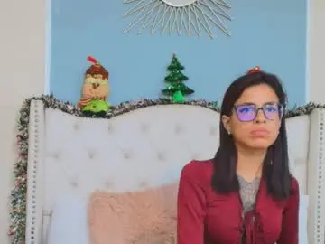 Chaturbate Live Sex Cam of emily_loperaa