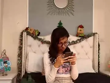 Chaturbate Free Live Porn of emily_loperaa