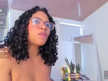 Chaturbate Watch Live Sex Cams of iriss_25