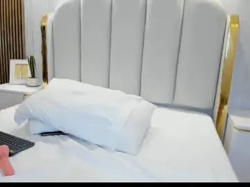 Chaturbate Watch Live Sex Cams of miah_scarlet