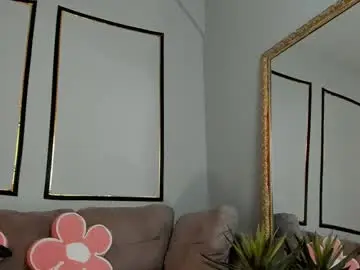 Chaturbate Live Sex Cam of anyarayne