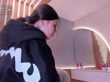 Chaturbate Best live sex cam show of paradise_doll_s