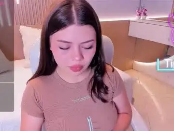 Chaturbate Nude Webcam of paradise_doll_s