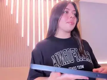 Chaturbate Nude Webcam of paradise_doll_s