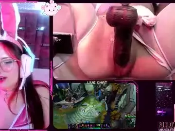 Chaturbate Live Sex Cam of vivicute_