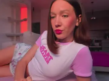 Chaturbate Live Sex Cam of awgustina_sweetheart22