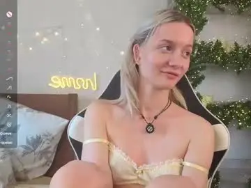 Chaturbate Live Sex Cam of minnietammy