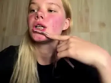Chaturbate Watch Live Sex Cams of juligwartney