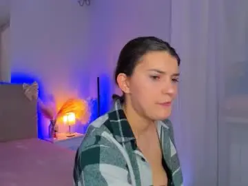 Chaturbate Nude Webcam of laura__leee