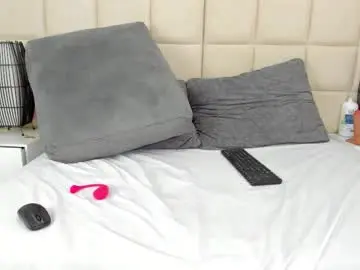 Chaturbate Live Sex Cam of sammy_uwu1