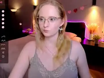 Chaturbate Adult Video Chat of sheslinki