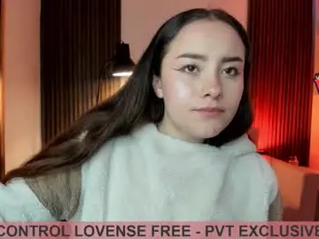 Chaturbate Live Sex Cam of magic_vera