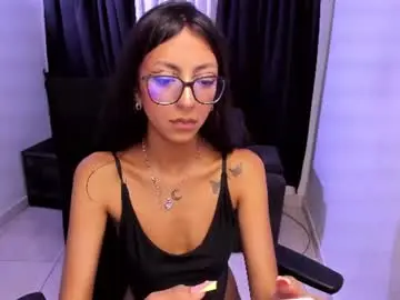 Chaturbate Live Sex Cam of purplemegan