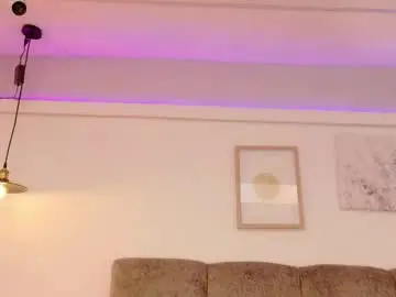 Chaturbate Free Live Porn of emily_baby20