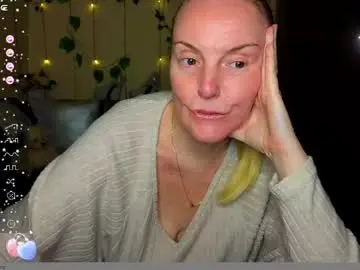 Chaturbate Free Live Porn of bella_hadatt